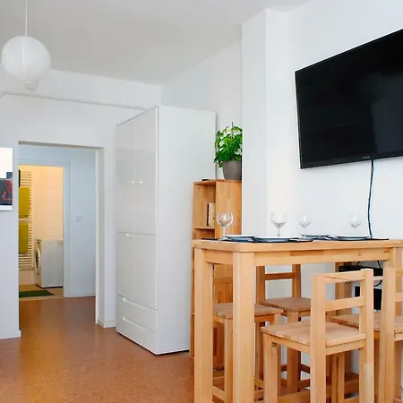 Appartement Ueber Dem Kino Toni Berlin Zewnętrze zdjęcie